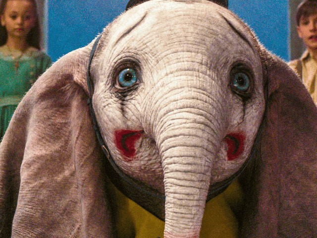 Смотрите: Новый трейлер ремейка мультфильма “Дамбо”
