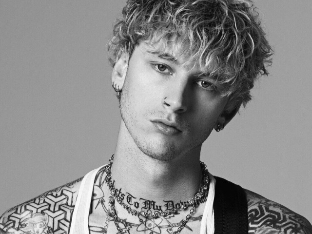 Слушайте: Рэпер Machine Gun Kelly перепел Фрэнка Оушена
