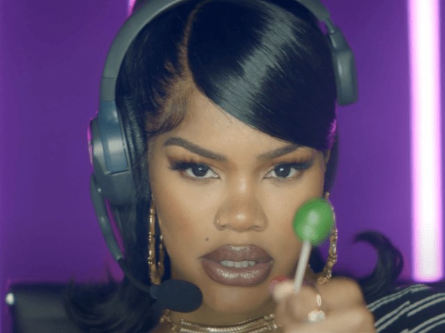 Секс-оператор: Тейана Тейлор воссоздала комедию Спайка Ли "Девушка №6" в новом клипе 