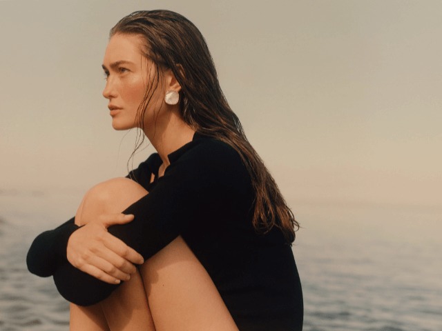 Энергия воды и ветра: SOVA представили летнюю коллекцию украшений с перламутром