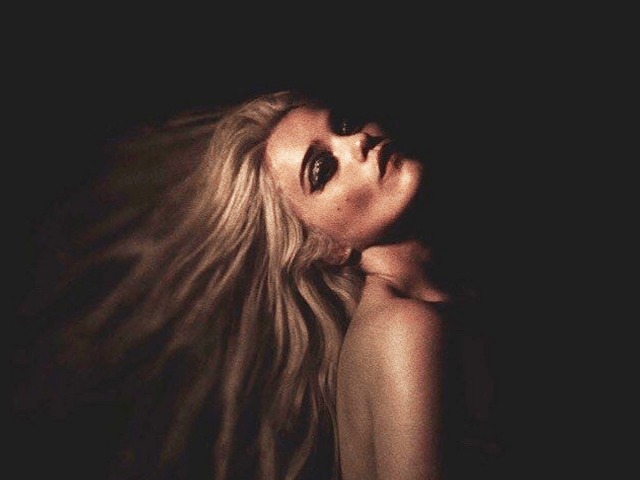 Скай Феррейра выпустила новую песню — впервые за 6 лет