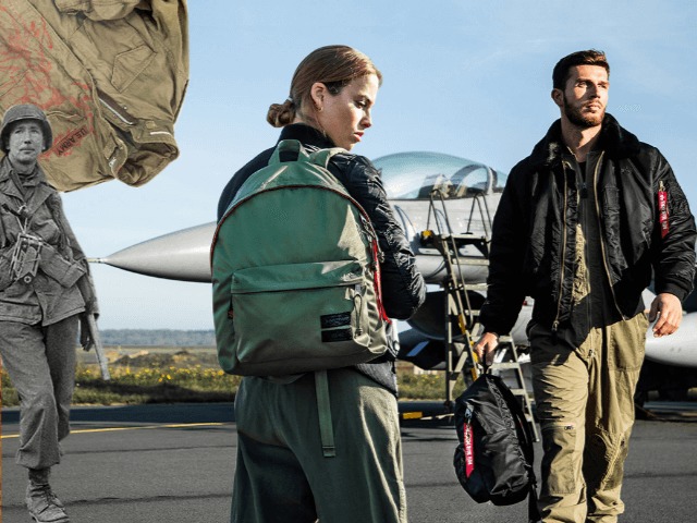 От тактического снаряжения к современному гардеробу: Eastpak и Alpha Industries создали коллекцию рюкзаков
