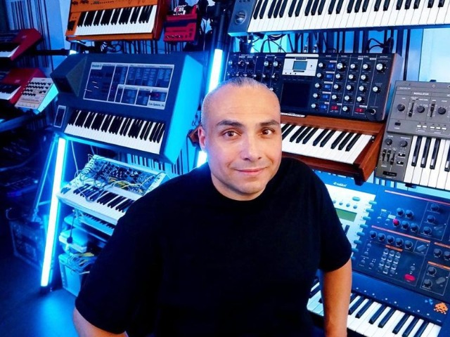 Что нужно знать о культовом немецком электронщике Энтони Ротере, который выступит в Киеве