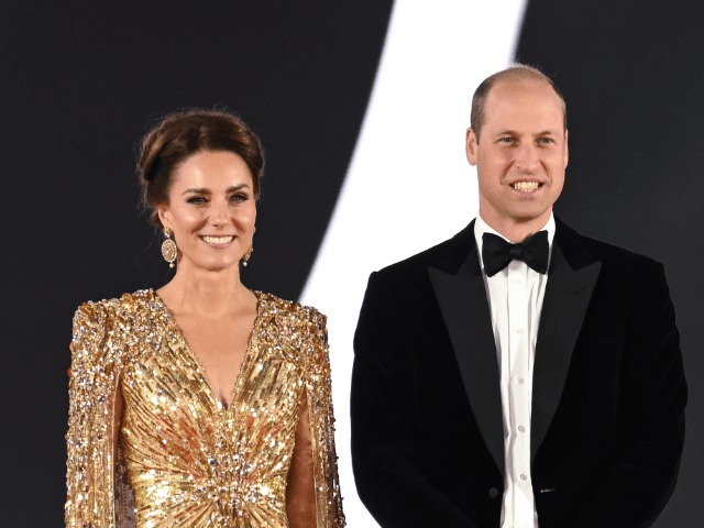 Образ дня: Кейт Миддлтон в поистине королевском платье на премьере "Не время умирать" в Лондоне